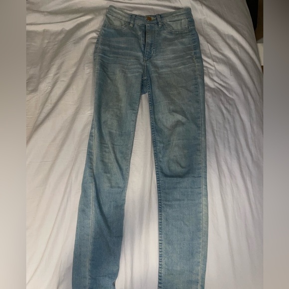 H&M blue skinny jeans. Women’s size 4 - Picture 1 of 3